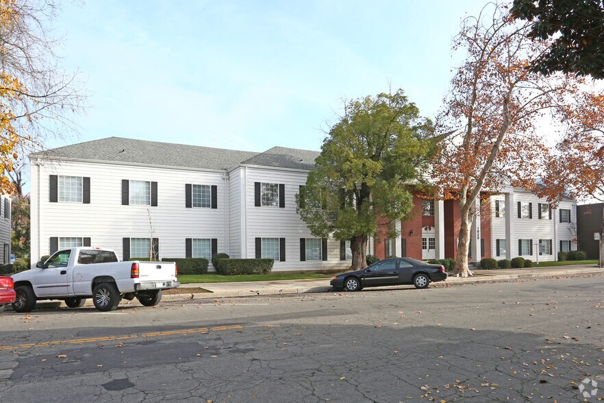 More Photos Of 1020 15th St, Modesto Office For Lease