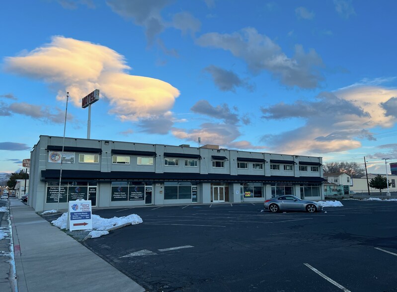 More Photos Of 70 Linden St, Reno Medical For Lease