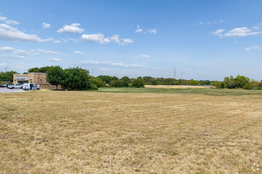More Photos Of NEQ Golden Triangle Blvd & Beach St, Keller Land For Sale