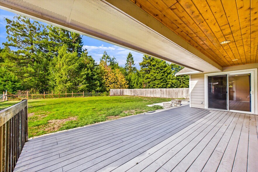 More Photos Of 255 Sorenson Rd, Redcrest Industrial For Sale