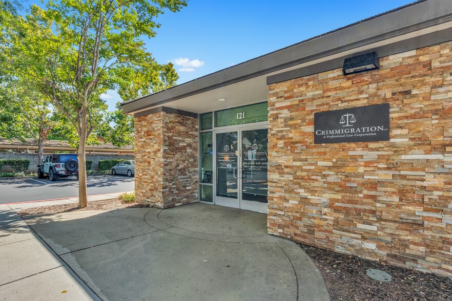 More Photos Of 1930 Del Paso Rd, Sacramento Medical For Sale