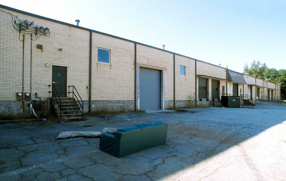 More Photos Of 5053 Chatooga Dr, Lithonia Warehouse For Sale