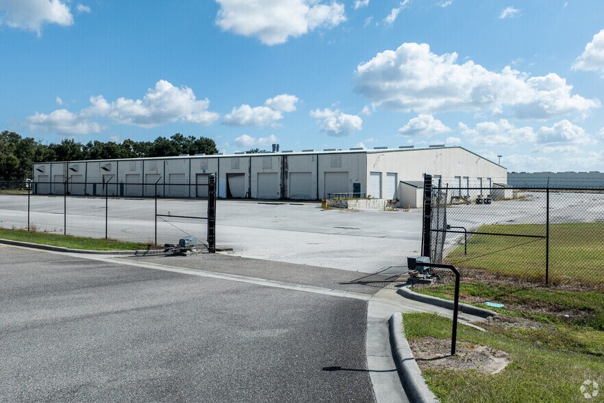 More Photos Of 5407 NW 44th Ave, Ocala Manufacturing For Sale