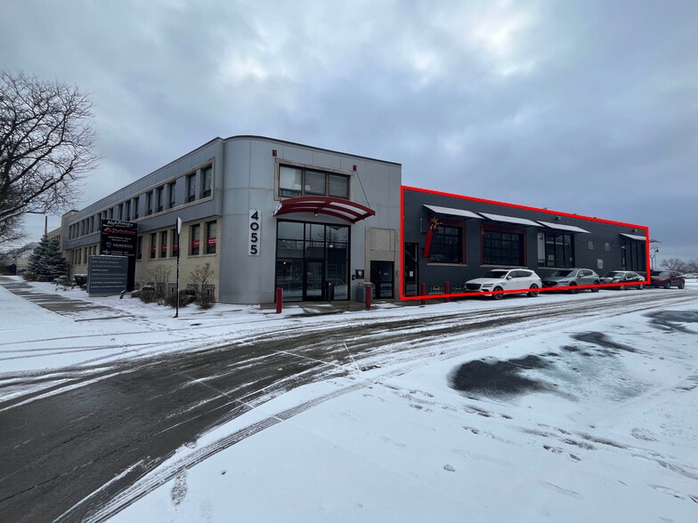 Primary Photo Of 4055 W Peterson Ave, Chicago Office For Lease