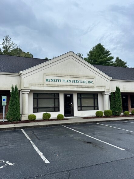 More Photos Of 1022 Hutton Ln, High Point Office For Sale