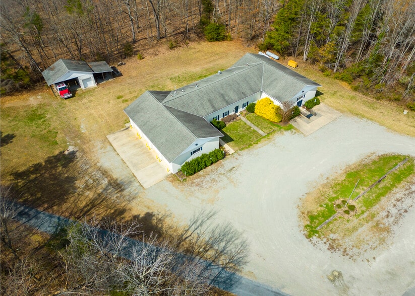 More Photos Of 1667 Cartersville Rd, Cartersville Flex For Sale