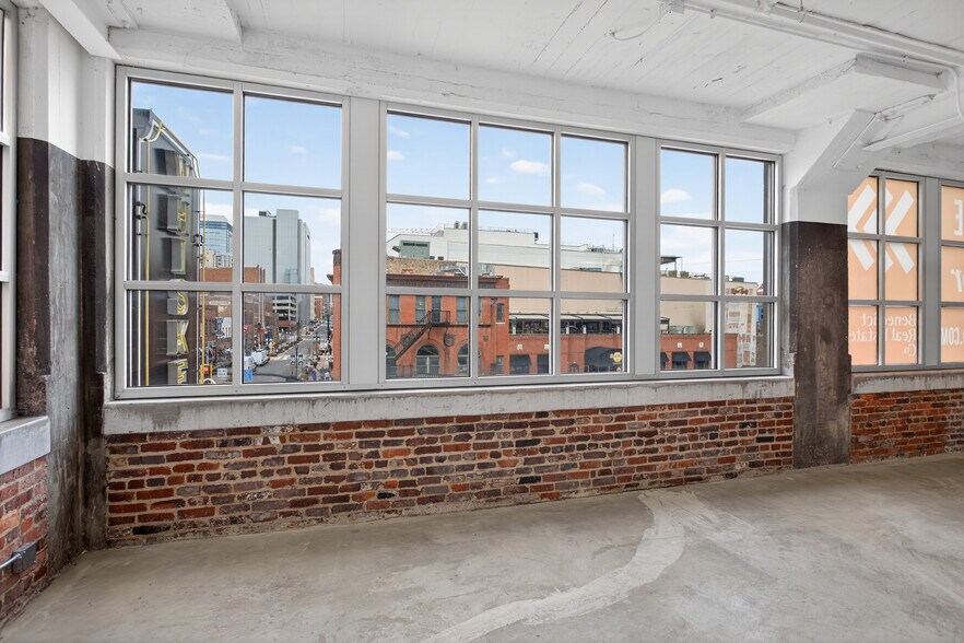More Photos Of 111 Broadway, Nashville General Retail For Lease