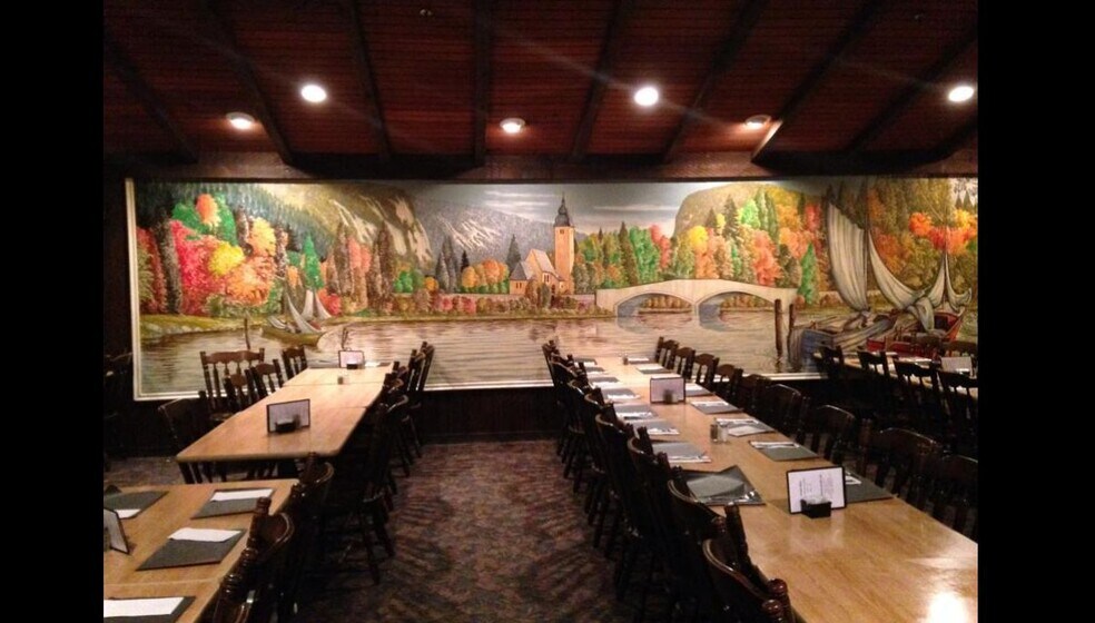 More Photos Of 1401 E 55th St, Cleveland Restaurant For Sale