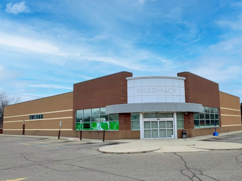 Primary Photo Of 1186 Baldwin Ave, Pontiac Drugstore For Lease