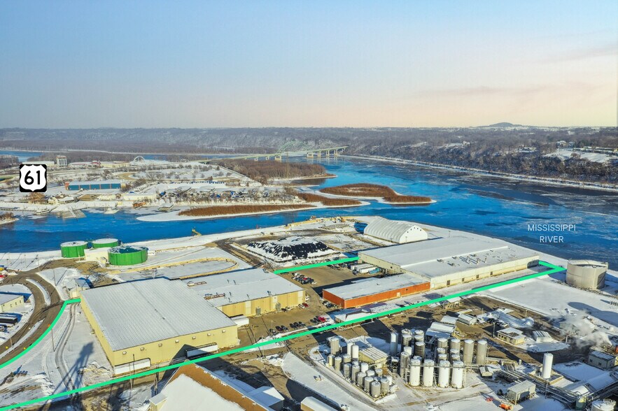 Primary Photo Of 1111 Purina Dr, Dubuque Warehouse For Sale