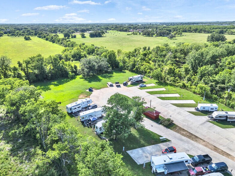 More Photos Of 14078 S Highway 288B, Angleton Manufactured Housing Mobile Home Park For Sale