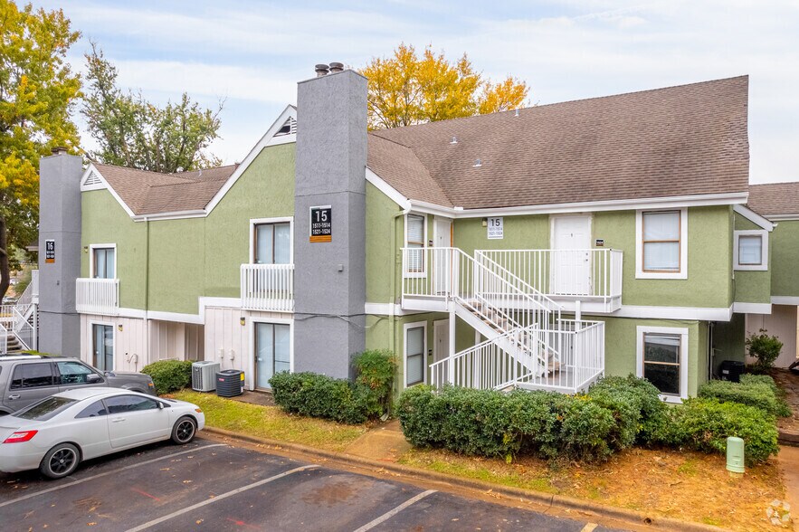 More Photos Of 3304 Golden Rd, Tyler Apartments For Sale