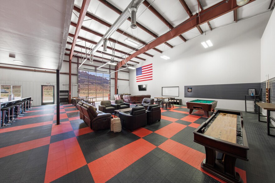 More Photos Of 11858 S Highway 191, Moab Industrial For Lease