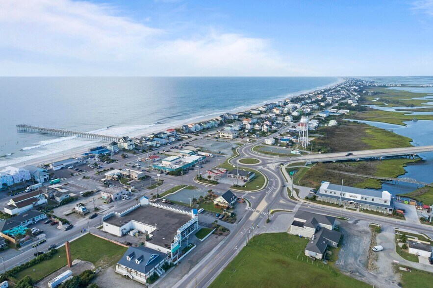 More Photos Of 404 Roland Ave, Surf City Restaurant For Sale