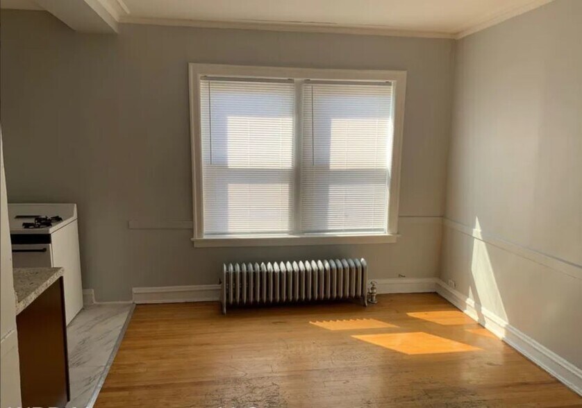 More Photos Of 7600-14 S South Shore Dr, Chicago Apartments For Sale