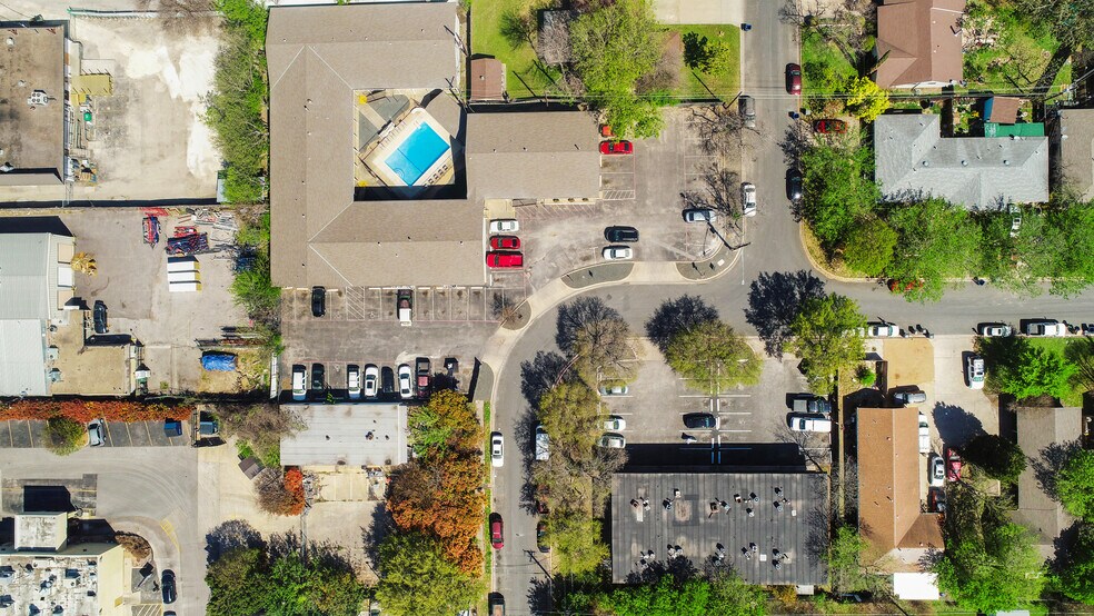 More Photos Of , Austin Multifamily For Sale