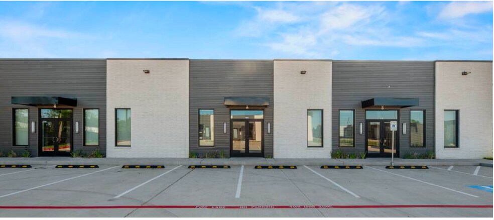 Primary Photo Of 17985 Shaw Rd, Cypress Loft Creative Space For Sale