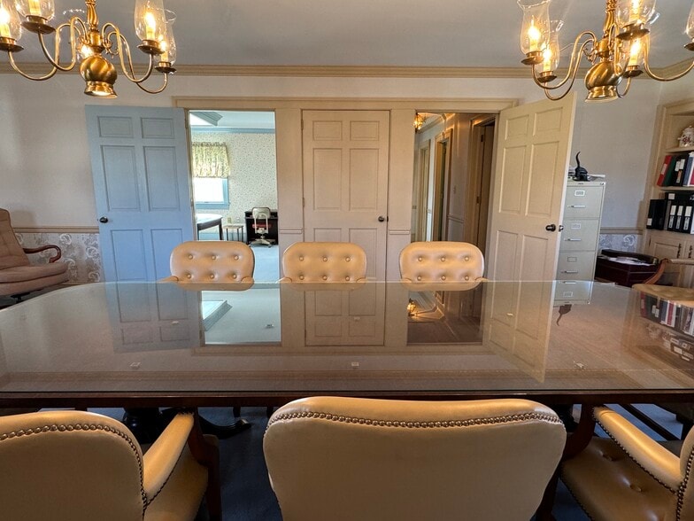 More Photos Of 169 Old Zion Rd, North East Office Residential For Sale