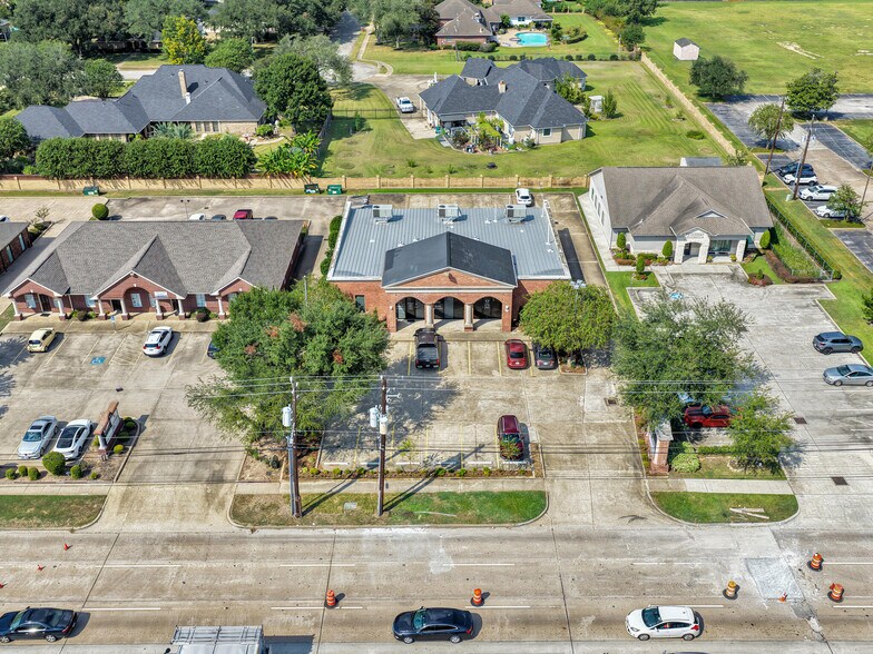 More Photos Of 6429 Fairmont Pky, Pasadena Office For Sale