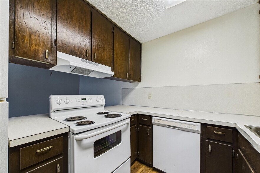 More Photos Of 3002-3016 Smith Ln, Fortuna Apartments For Sale