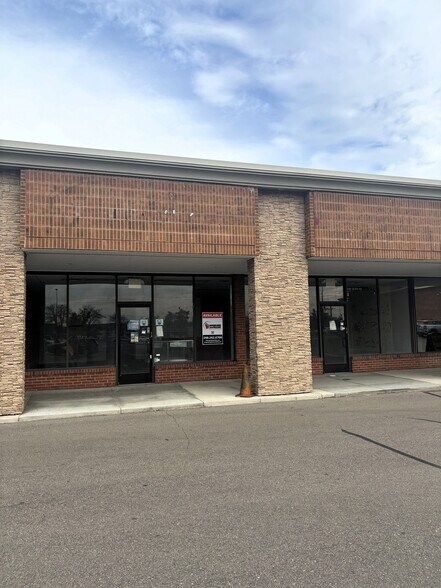 More Photos Of 27841-27909 Orchard Lake Rd, Farmington Hills Unknown For Lease