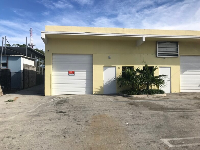 More Photos Of 418-432 S Dixie Hwy E, Pompano Beach Service For Lease
