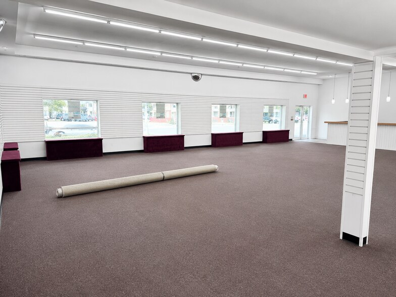 More Photos Of 440 Main St, Stevensville Storefront Retail Residential For Lease