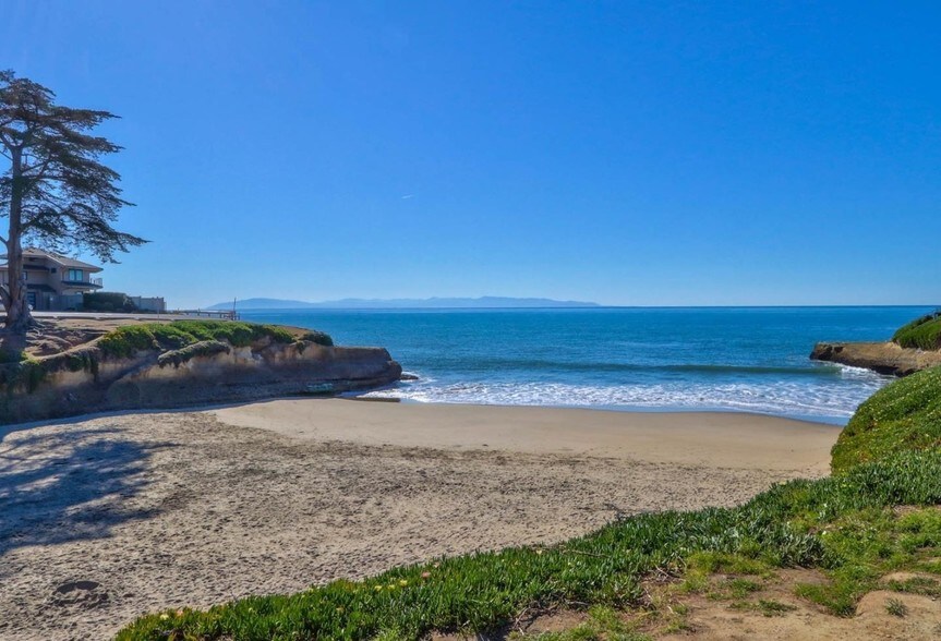 More Photos Of 1106 Darlene Dr, Santa Cruz Assisted Living For Sale
