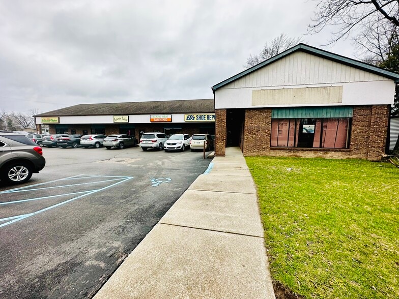 More Photos Of 3928 Portage Rd, Kalamazoo Storefront Retail Office For Lease