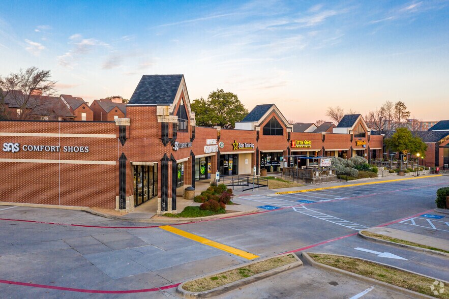 More Photos Of 9665-9669 N Central Expy, Dallas Unknown For Lease