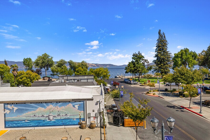 More Photos Of 302 N Main St, Lakeport Storefront For Sale