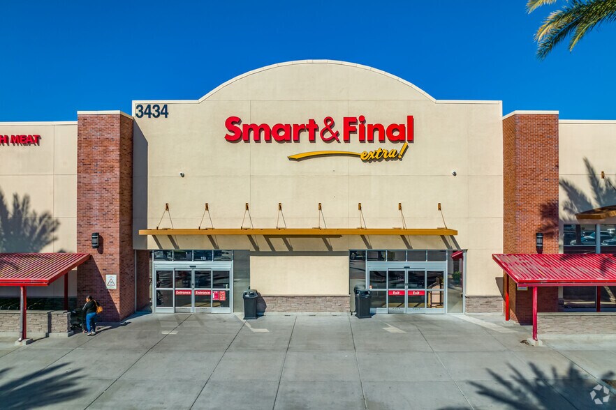 More Photos Of 3434 W Greenway Rd, Phoenix Unknown For Lease