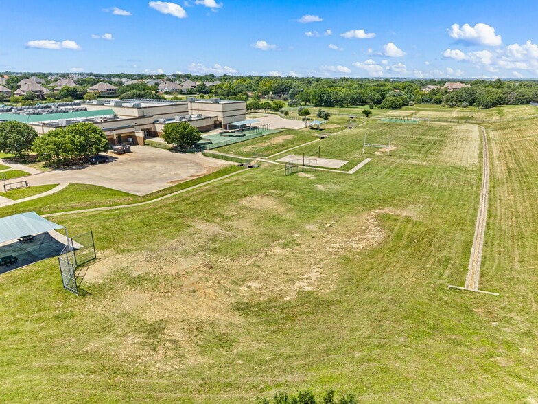 More Photos Of 801 Shady Oaks Dr, Southlake Specialty For Sale