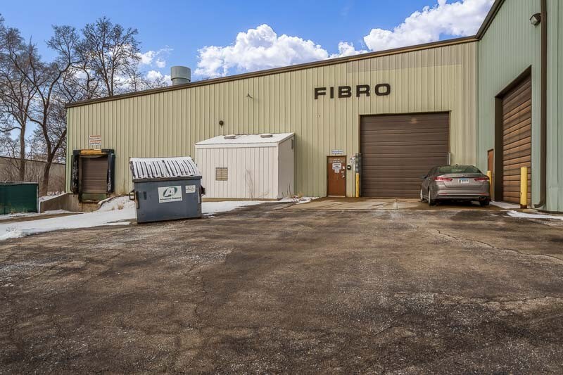 More Photos Of 139 Harrison Ave, Rockford Warehouse For Sale