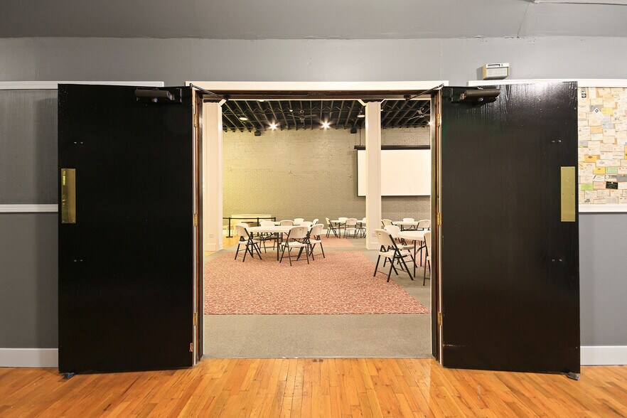 More Photos Of 105 Coal st, Mexico Specialty For Sale