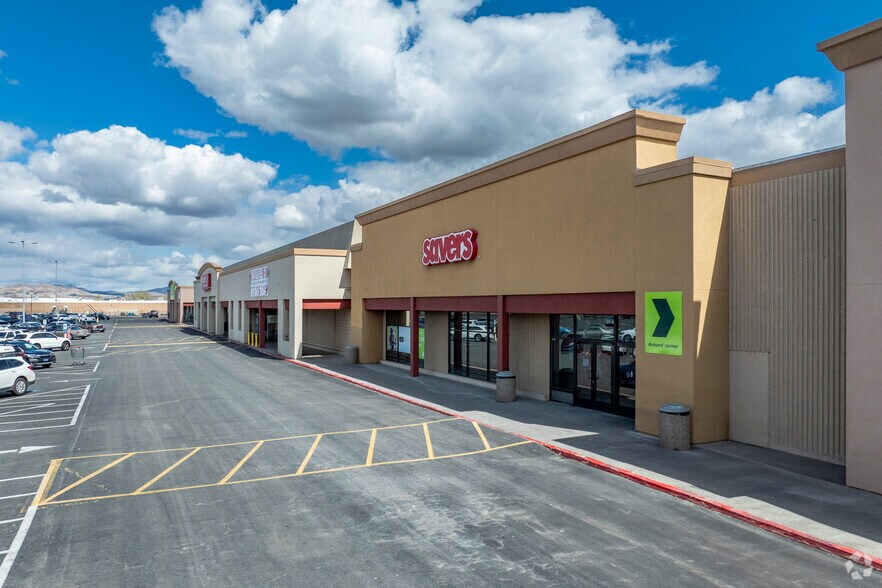 More Photos Of 3800 S Kietzke Ln, Reno Storefront For Lease