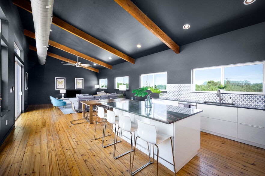 More Photos Of , New Braunfels Specialty For Sale