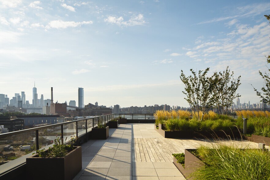More Photos Of 63 Flushing Ave, Brooklyn Coworking Space