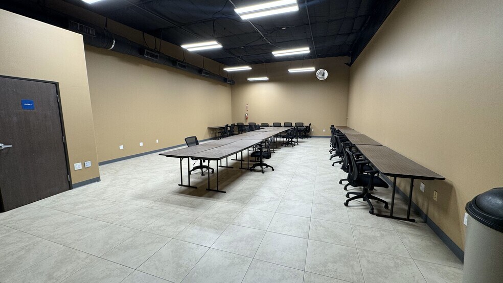 More Photos Of 81161 Indio Blvd, Indio Coworking Space