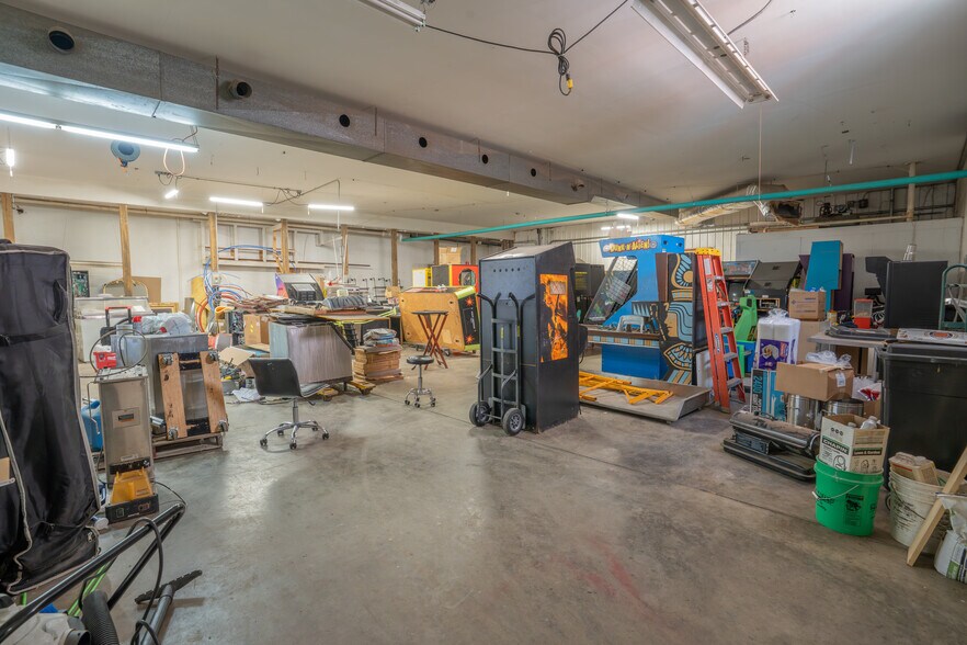 More Photos Of 207 S Railroad St, Brookston General Retail For Sale