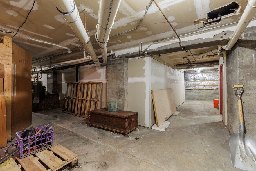 More Photos Of 140 Polk St, Watertown Apartments For Sale