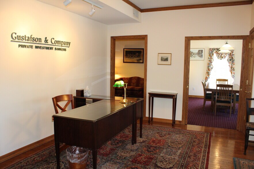 More Photos Of 1866 Commerce St, Yorktown Heights Office Residential For Lease