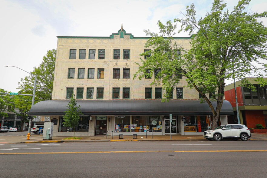 More Photos Of 494 State St, Salem Office For Lease