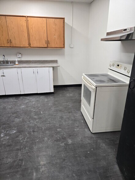 More Photos Of 206 E Casino Rd, Everett Medical For Lease