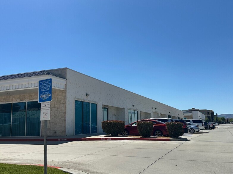 More Photos Of 42281 10th St W, Lancaster Office For Sale