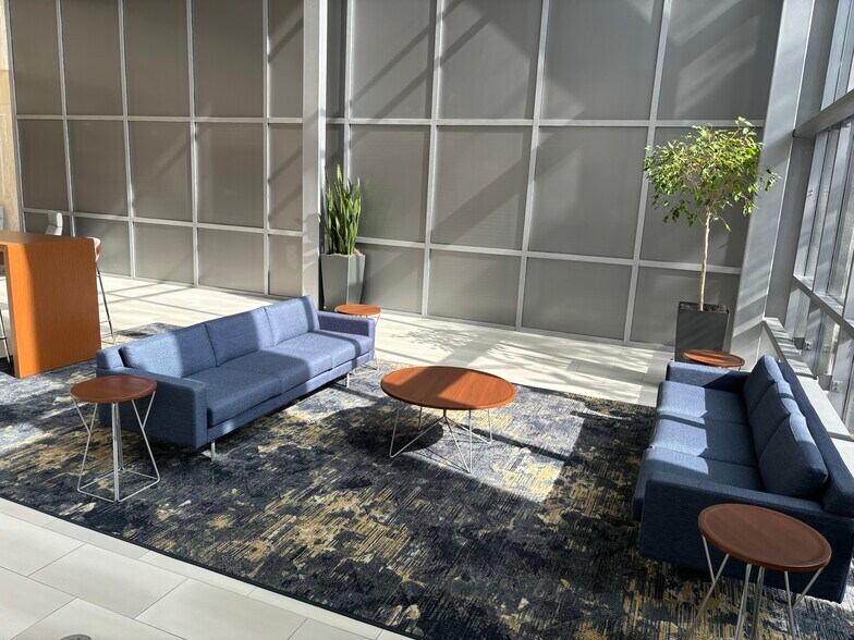 More Photos Of 850 Trafalgar Ct, Maitland Office For Lease