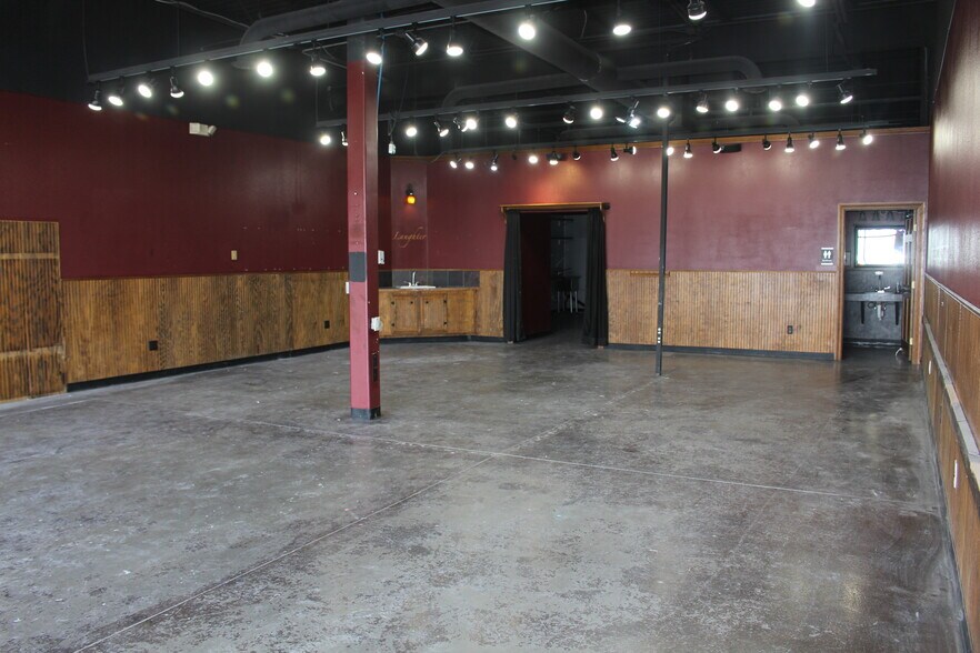 More Photos Of 5750 W 10th St, Greeley Freestanding For Lease