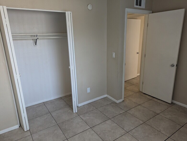 More Photos Of 4444 E Fairmount St, Tucson Apartments For Sale