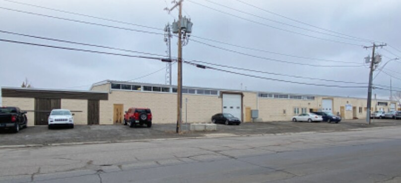 Primary Photo Of 975 Mcdonald St, Regina Warehouse For Sale