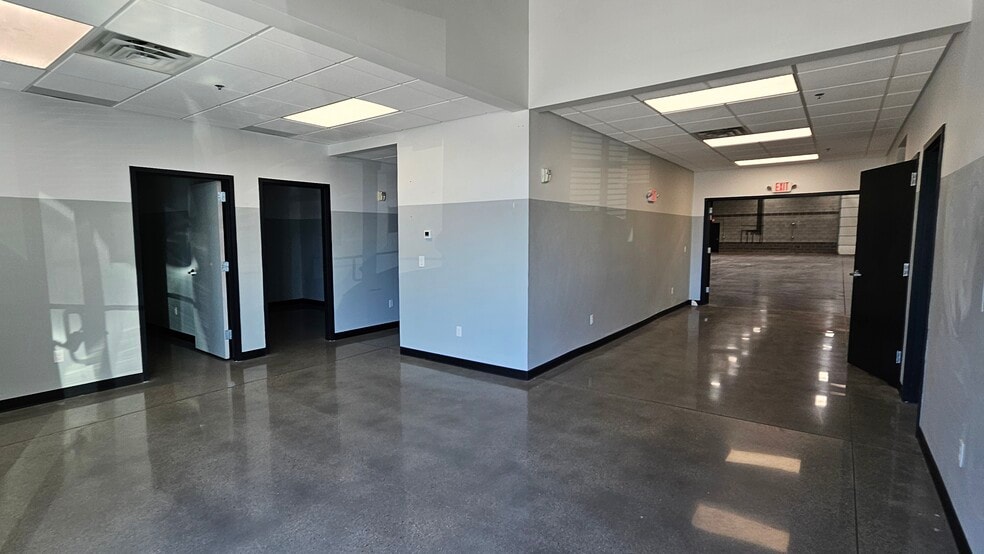 More Photos Of 230 Cutler Dr, North Salt Lake Warehouse For Lease